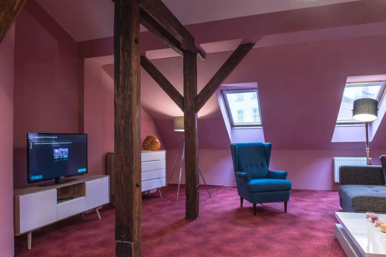 Apartment Spacious And Quiet Attic Flat In Centre Prague Czech Republic